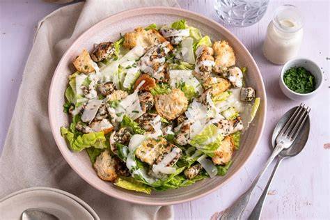 klassieke Caesar salade met romaine