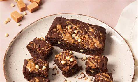 Brownies met witte chocolade en fudge