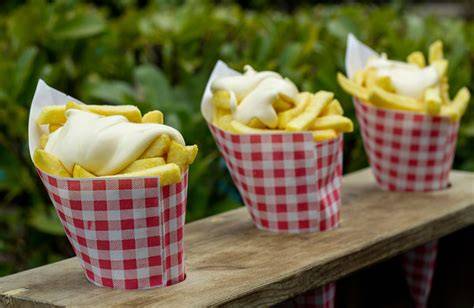 Verse friet met snacks in Vleuten